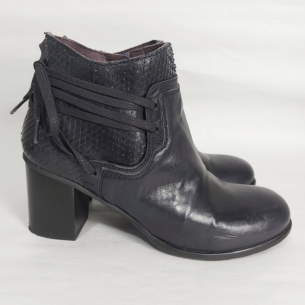 Brako Anatomic Comfy Ankle Boot Adjustable Back Tie Block Heel Dark Navy Leather - Picture 3 of 12